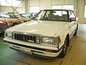 Toyota crown gs121